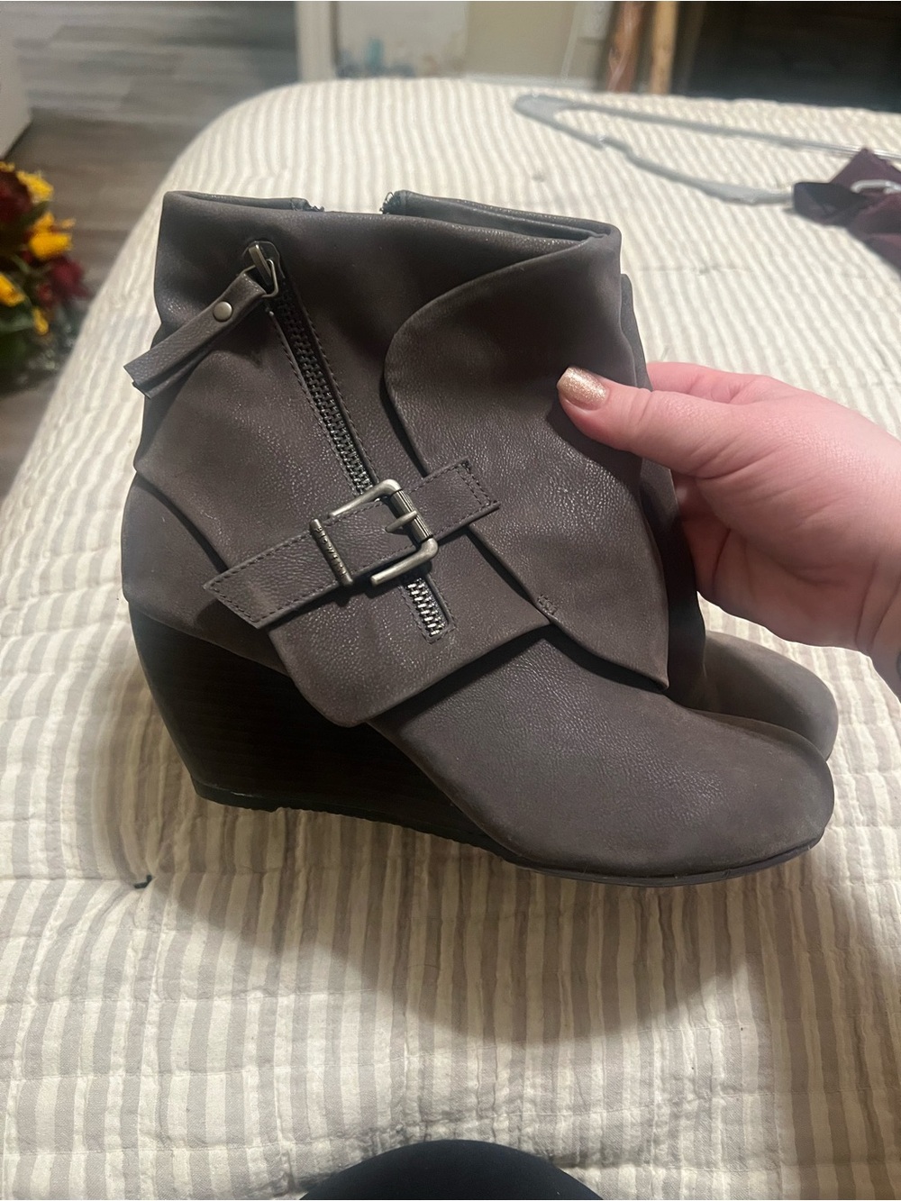 Wedge Ankle Bootie in Dark Gray